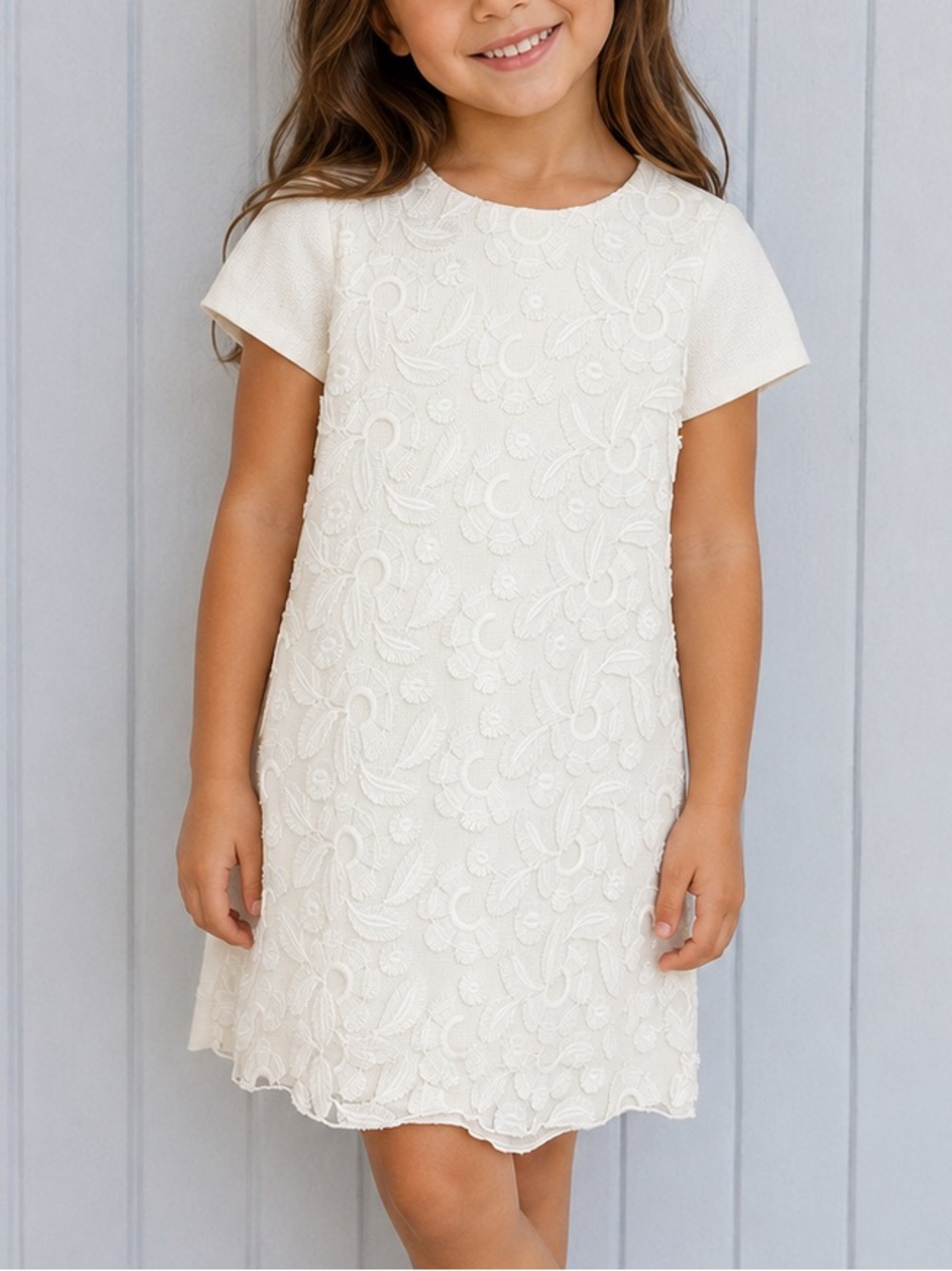 Zara White Embroidered Floral Dress Size 6 Short Sleeve Textured Occasion Dress